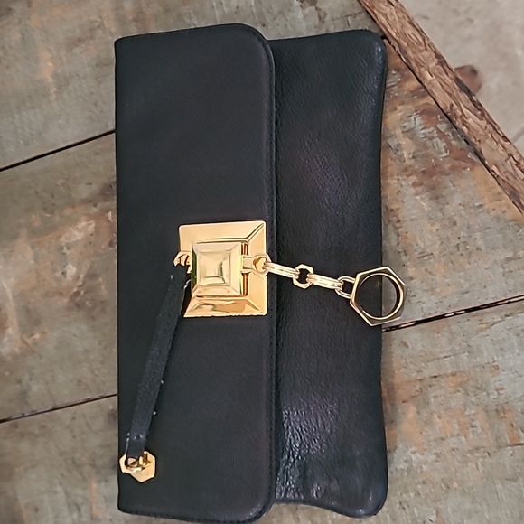 Zac Pozen Italian Black Leather Clutch with Gold Tone Hardware Unique Clasp - Picture 11 of 11